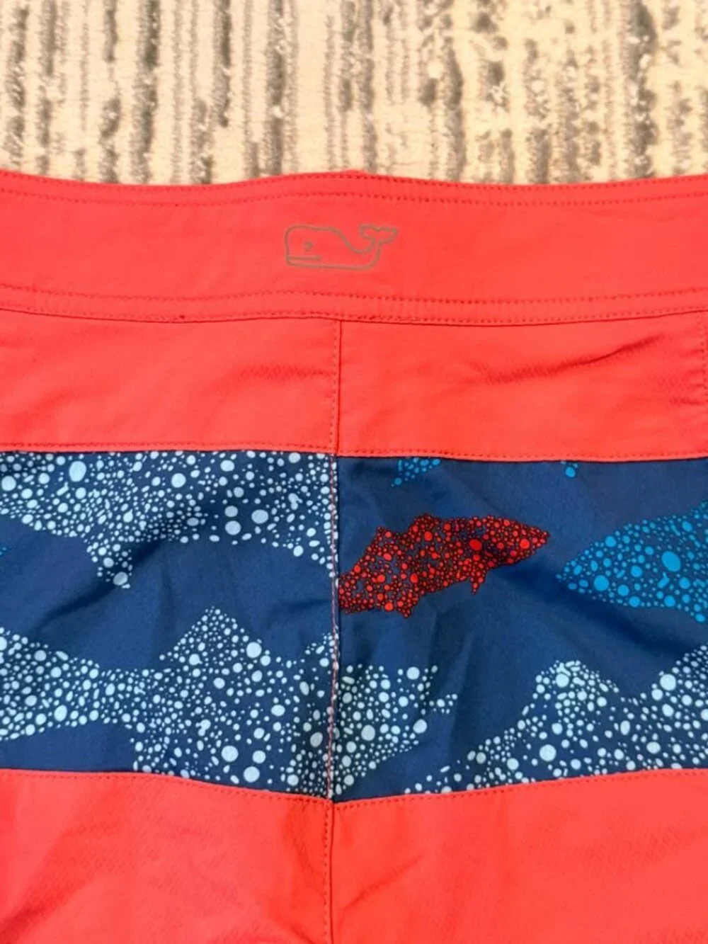 NEW Vineyard Vines men's 36